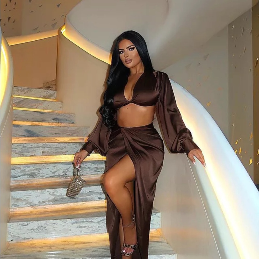 Fashion Nova Black High-Low Skirt